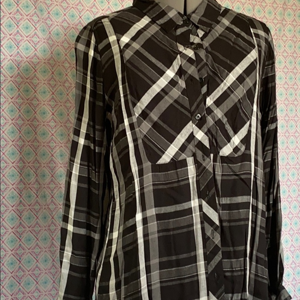 Diane Gilman plaid long sleeve shirt